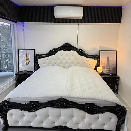 Greek House * Salo (Salo)