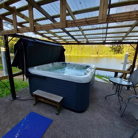 Greek House * Salo (Salo)